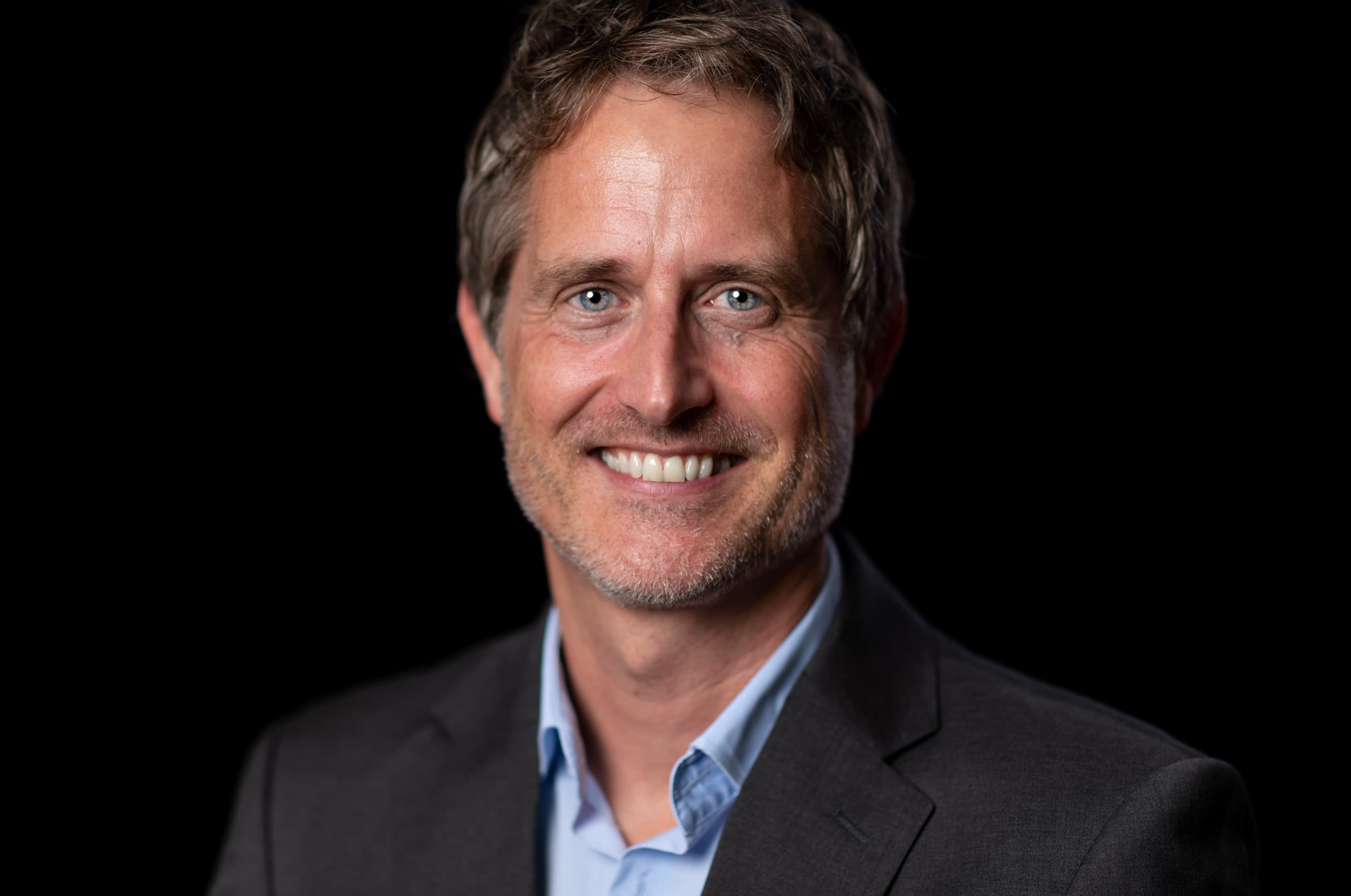Kai Tesmer, Procurement Consultant